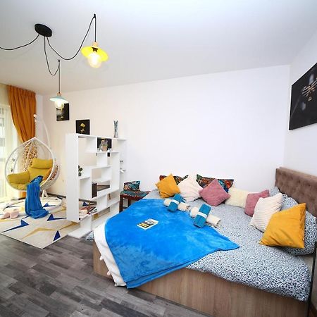 B&M Apartment Брашов Экстерьер фото