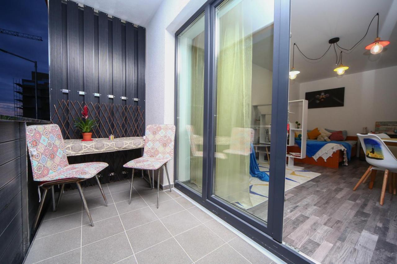 B&M Apartment Брашов Экстерьер фото