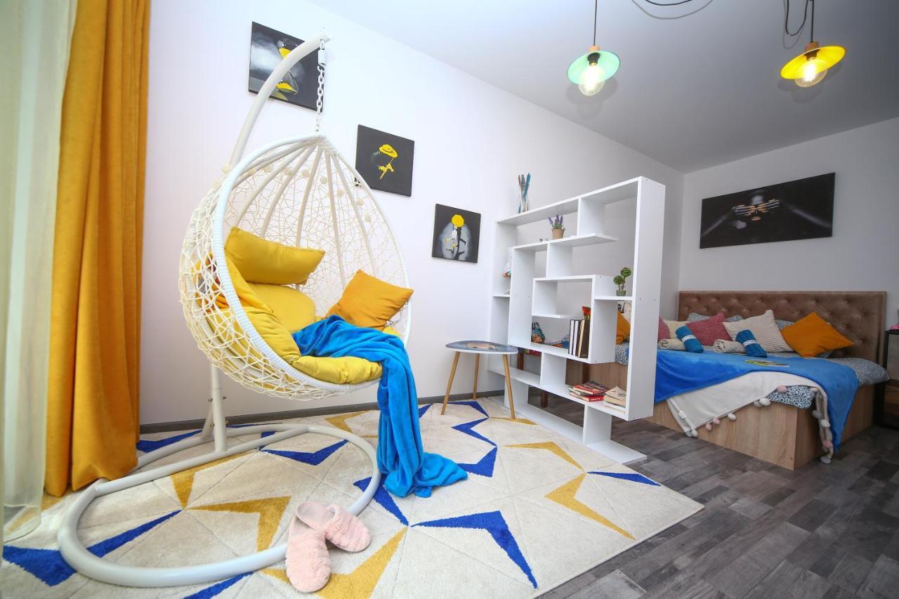 B&M Apartment Брашов Экстерьер фото
