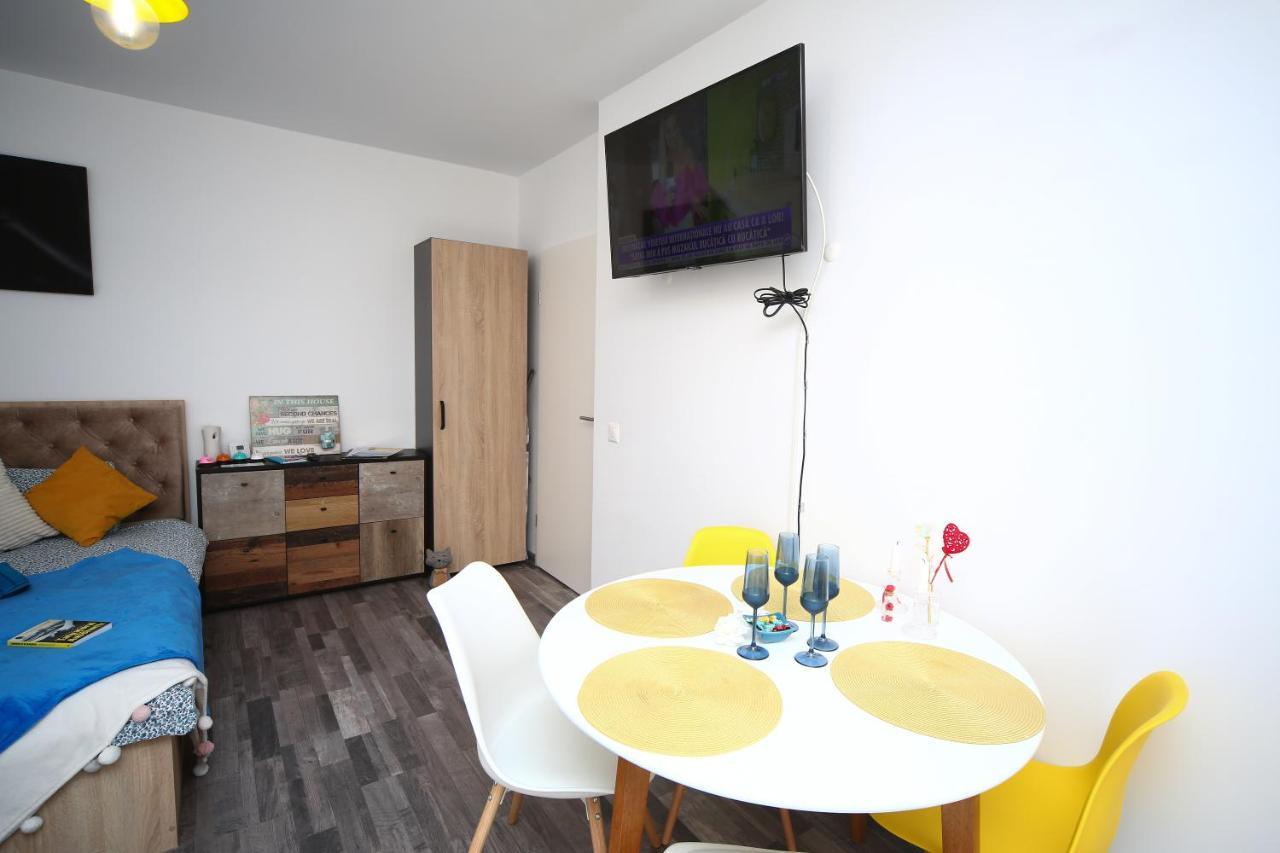 B&M Apartment Брашов Экстерьер фото